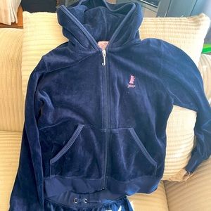 SaLE!! 🥰Velvet hoodie sweater and pants for Girl